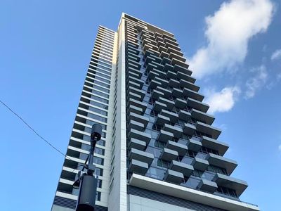 235 W Van Buren St Unit 2519