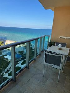 2501 S Ocean Dr APT 1105