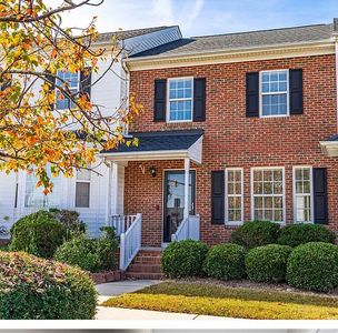 1707 Stroll Cir