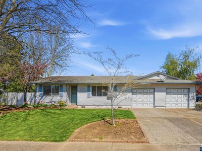 2273 Northtree Dr NE