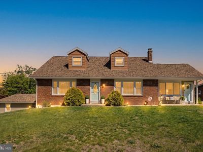 915 Elizabeth Dr
