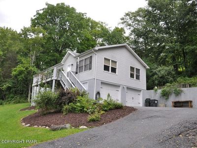 748 Lower Cherry Valley Rd