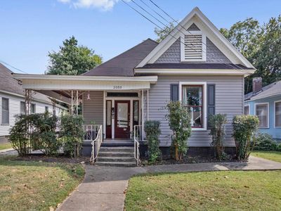 2053 Linden Ave