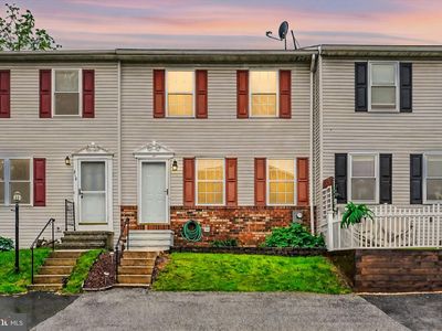 220 White Dogwood Dr