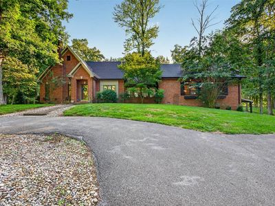 848 S Hewitt Rd