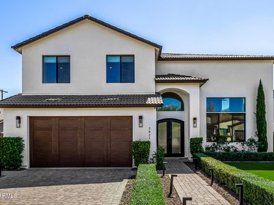 3821 E DEVONSHIRE Avenue