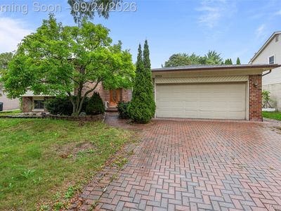 5055 Tyler Dr
