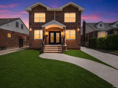 8341 Little Neck Parkway