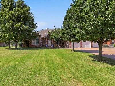 1009 Driver Ln