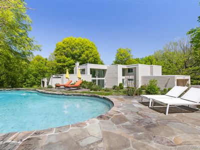 71 Old Stone Hill Road