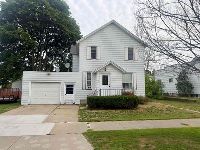 Property at 1516 Sherman St, Marinette, WI