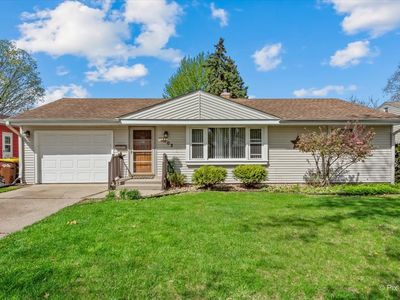 803 Emerson Dr