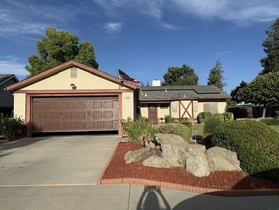 Property at 275 N Bush Ave, Clovis, CA