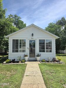 Property at 312 2nd St NE, Watford City, ND