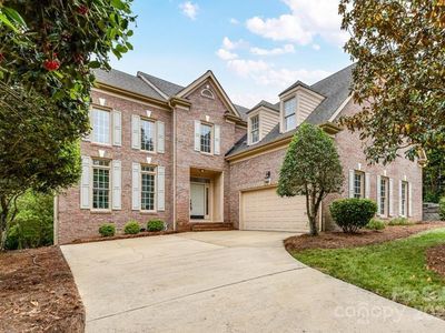 8921 Magnolia Heights Ct