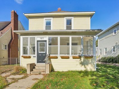 1611 Edmund Ave