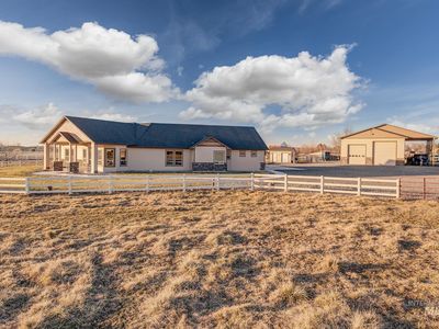 6916 E Brindle Point Dr