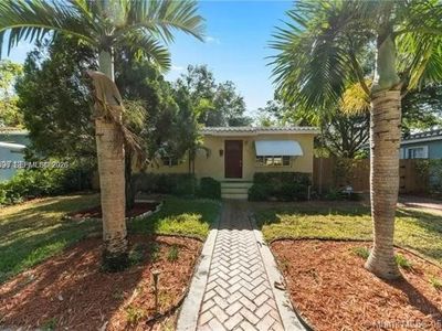 12110 NE 11th Pl