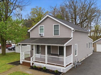 17 Feeder Street