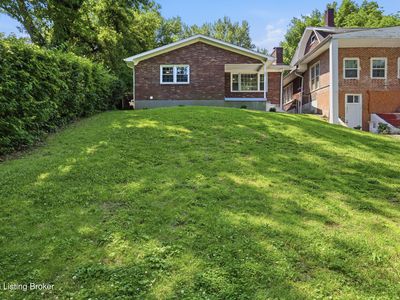 4230 Northwestern Pkwy