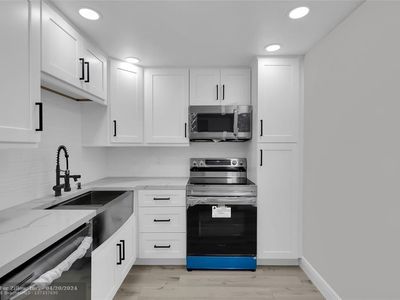 5260 NW 2nd Ave UNIT PH-5