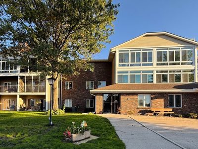 403 SE Delaware Ave Unit 306