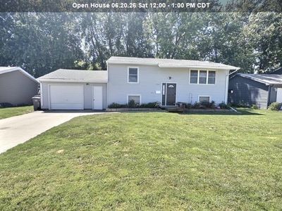1207 10th Ave E