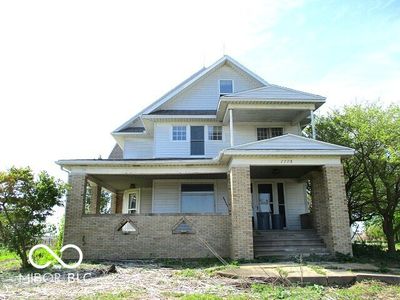 7773 E County Road 350 S