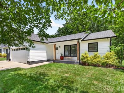 Property at 8610 Brookstead Dr, Charlotte, NC