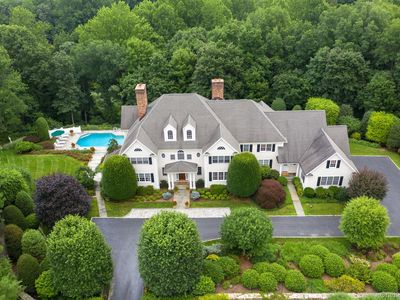 11 S Eastern Farm Road