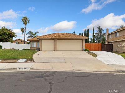 39560 Glenwood Ct