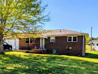 64 Stephenson Dr