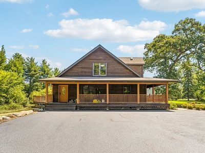 Property at 1921 Annettes Cir, Sugar Grove, IL