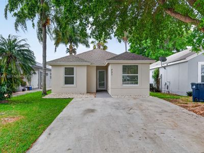 731 SW 10th St