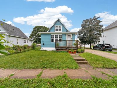 123 7th St