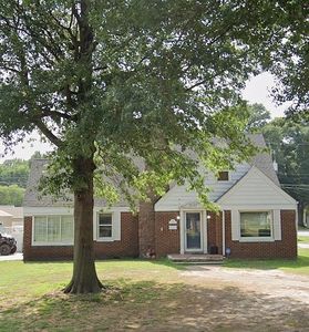 Property at 301 Franklin Blvd, Kennett, MO