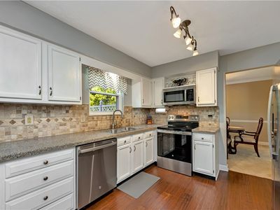 Property at 6261 Lindsey Ct, Liberty Township, OH