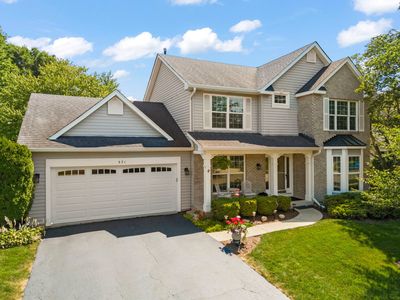 571 Lakeview Dr