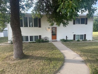 707 W Iowa St