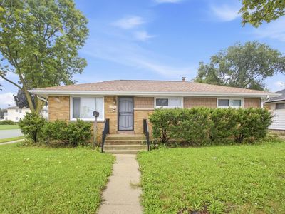 10325 W Silver Spring DRIVE
