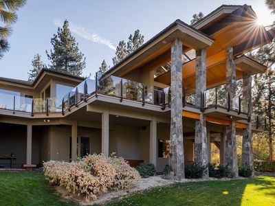 7400 Tunnel Creek Rd