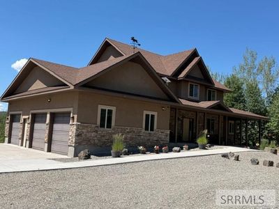 1681 E Aspen Heights Dr