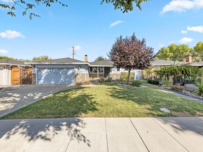 1629 Melody Ln