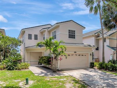 7204 Bay Club Way