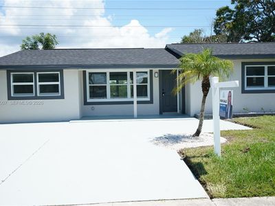 311 Country Club Dr