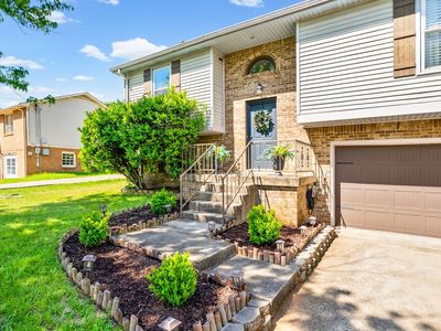 3324 Carrie Dr