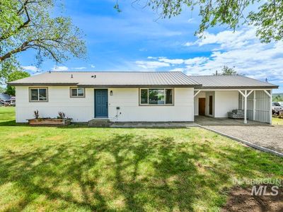 40 N 5th St