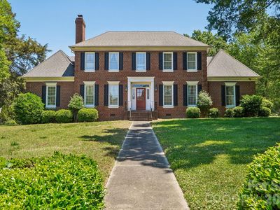2231 Richardson Dr