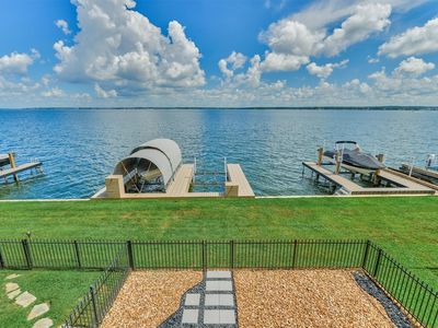 4 Regency Point