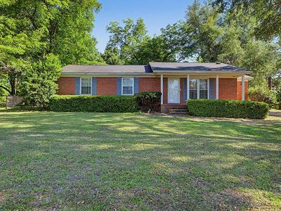 108 NE Rosewood Dr
